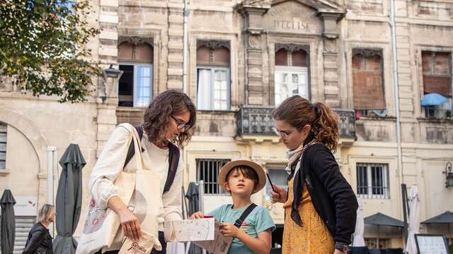 Jeu de piste kit intrigue dans la ville Avignon