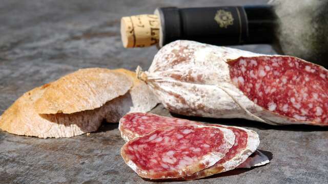 Saucisson de Pierre sur Haute