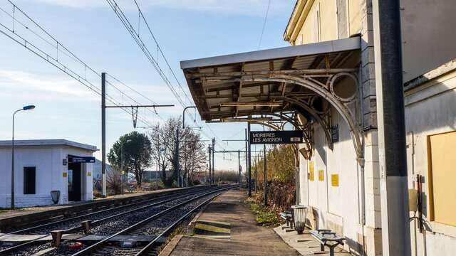 Morières les Avignon Gare SNCF