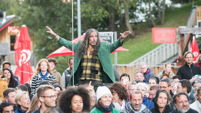 Inauguration du festival le Spectacle Est Dans La Rue