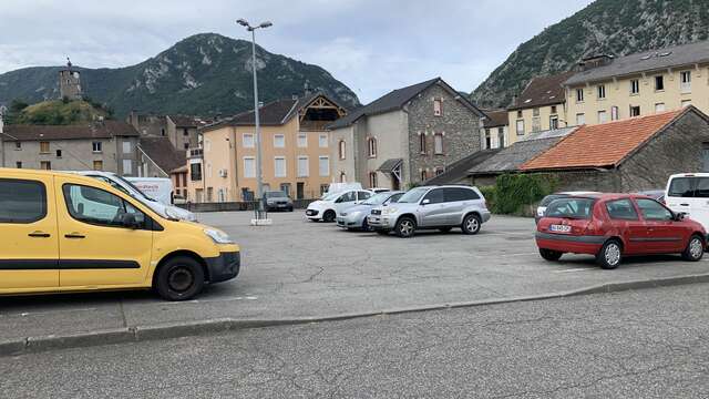 Parking gratuit Gymnase de la MJC