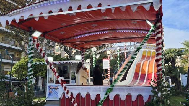 Un Noël à la montagne - Luges du père Noël