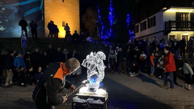 Ice Wood fait son Show ! Spectacle de sculpture sur glace