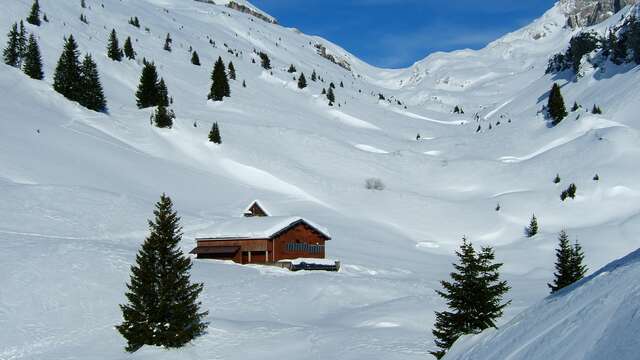 Le Col de Bostan (itinéraire raquette non balisé)