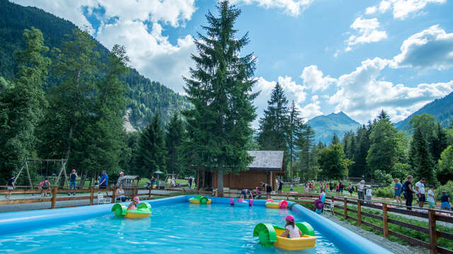Paddlers (Nash Mountain Games)