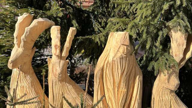 Démonstration de sculpture sur bois