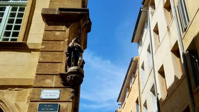 The streets of Aix tell their tales