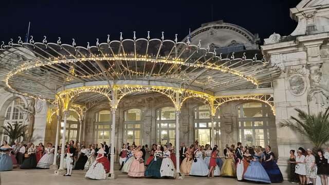 Soirée Eugénie à la mode Bridgerton