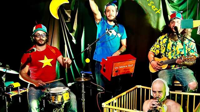 Musique au village - "Trop jeune pour mûrir"