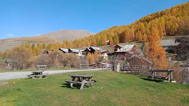 Le tour des hameaux de St Véran