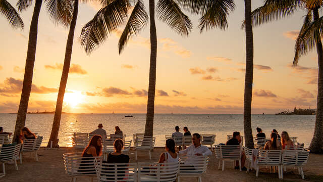 Le Faré Bar - Le Méridien Noumea Resort & Spa