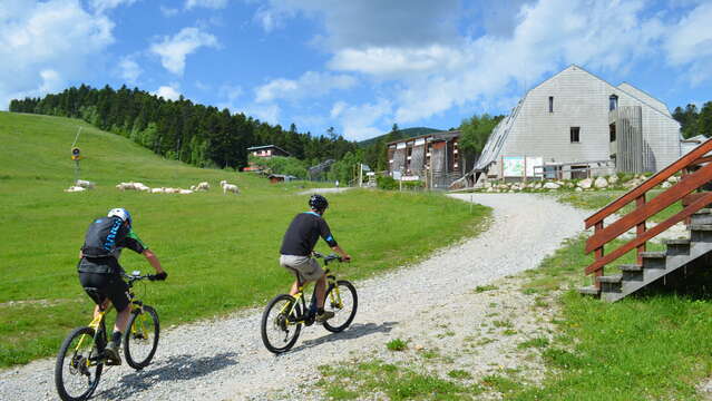 Chalmazel, village sport Nature