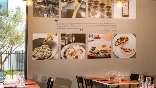 Table-Epicerie Aix & Terra - Marques Avenue