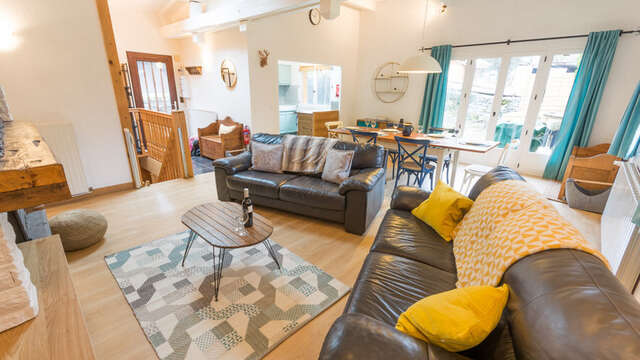 Alps Accommodation - Chalet Taylor