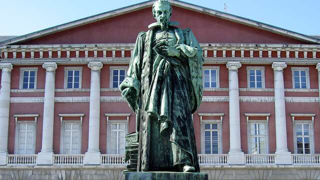 Statue d'Antoine Favre