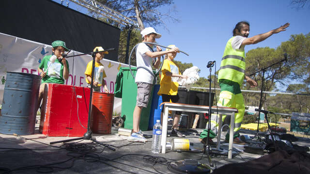 Dino-Théâtre : Recyclage musical