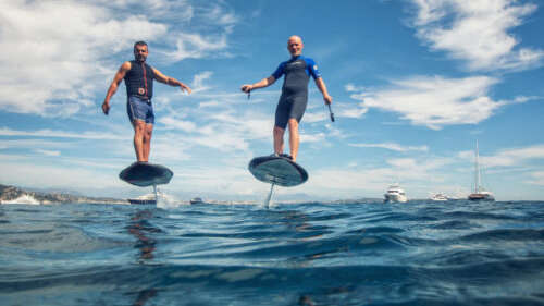 Location de surf foil électrique par Ré Glisse