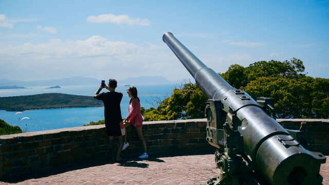 Guided tour of the city and the aquarium - Nouméa Islands Tours