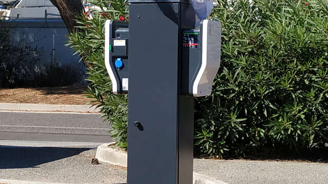 Station de recharge pour voitures électriques des Marines de Gassin