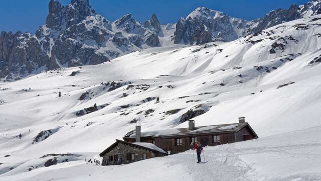 Montée au refuge des Drayères en raquettes