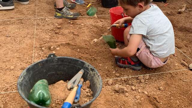 Vacances de Printemps à la Préhistoire : Atelier Fouilles