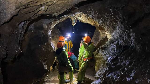 Spéléologie sportive - Grotte de la Résurrection avec Ecrins Spéléo Canyon