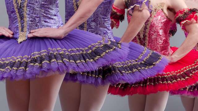 Les Ballets Trockadero de Monte Carlo • 50 ans de drag en tutus !