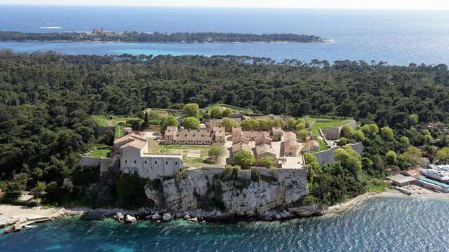 De Cannes à l'ïle Sainte-Marguerite