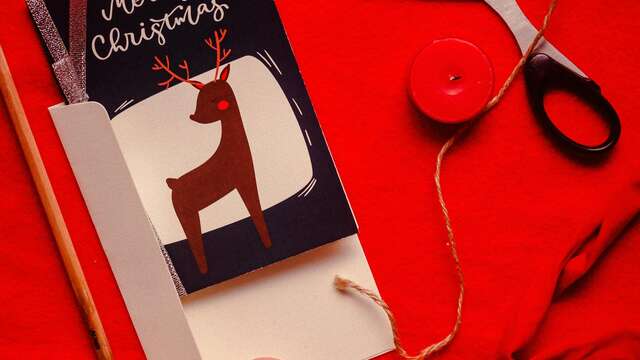 Atelier Bricolivre : carte pop-up de Noël