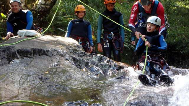 Artigue canyoning with the Bureau des Guides