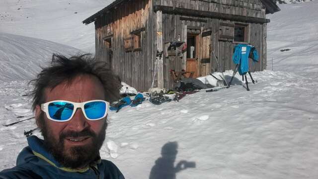 Journée Raquettes avec fondue Suisse en chalet privé