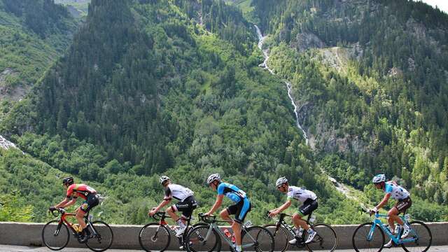 Au départ de Chambéry - Les Défis du Cyclogrimpeur