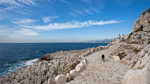 Tour du Cap-Ferrat