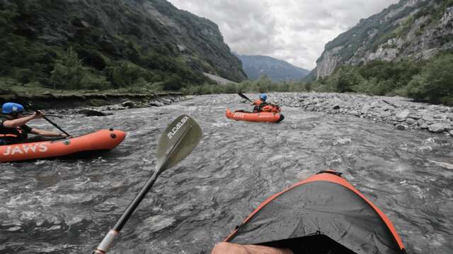 Zen River Camp: Kayak outing