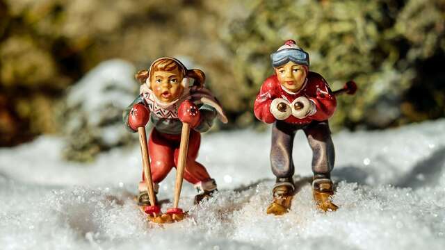 Atelier fabrication de figurines skieurs