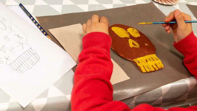 Atelier enfant - Médaillon en argile