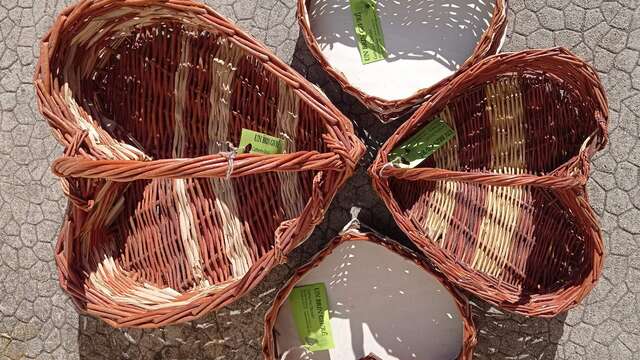 Atelier vannerie : corbeille asymétrique ou corbeille cœur