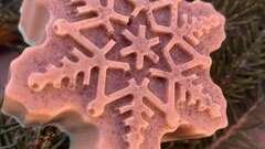 Atelier : Création d'un savon naturel aux formes de Noël