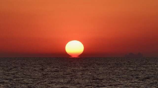 Apéritif & coucher de soleil | La Croix du Sud V