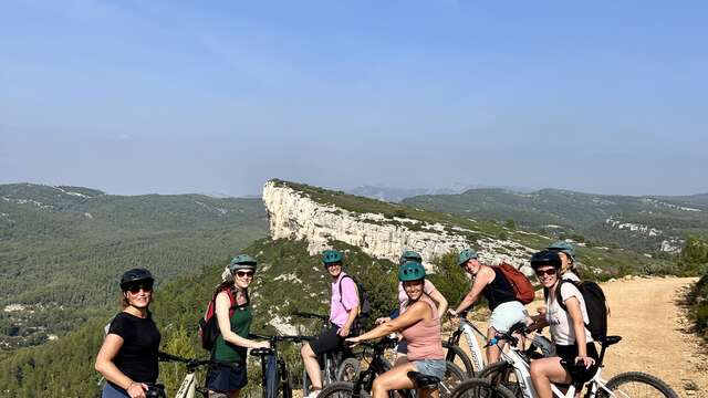 Electric mountain bike rental in Garlaban - Day trip