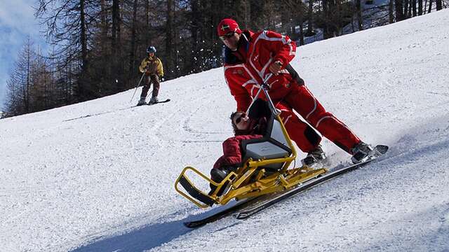 Montagne pour tous - sortie en fauteuil ski