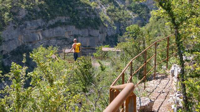 "Sentier des falaises" des Gorges d'Agnielles