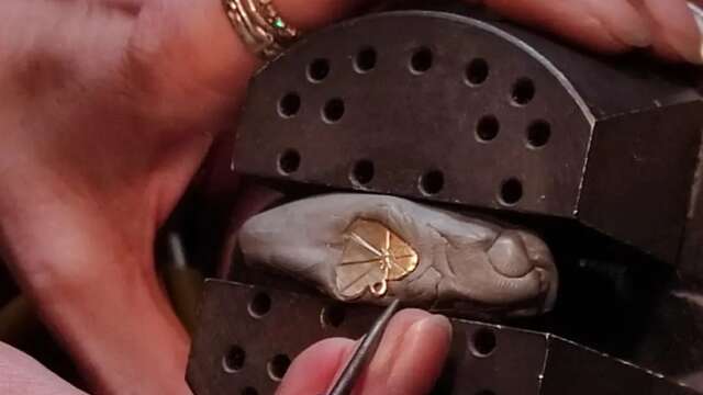 Démonstration "présentation des outils et techniques" avec Julie Bonaldi Création #15 - Journées Européennes des Métiers d'Art