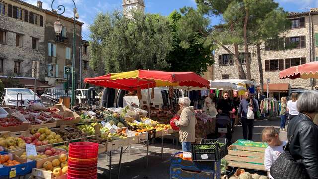 Marché provençal de Tourrettes-sur-Loup