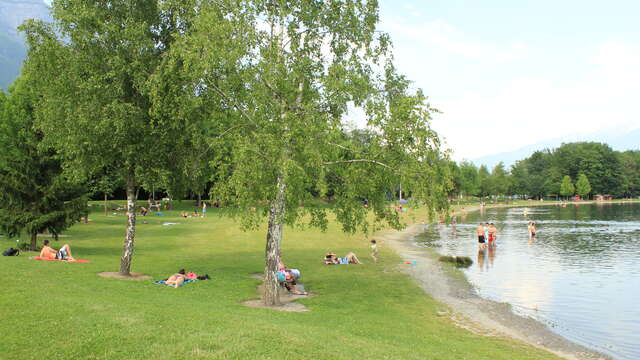 Plage du lac de Carouge