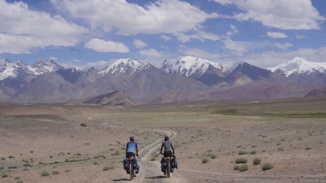 Film ‘'Alpi-Himalaya, La Route des Cimes’'