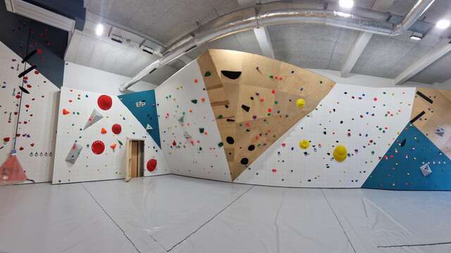 Salle d'escalade Bernard Fabre