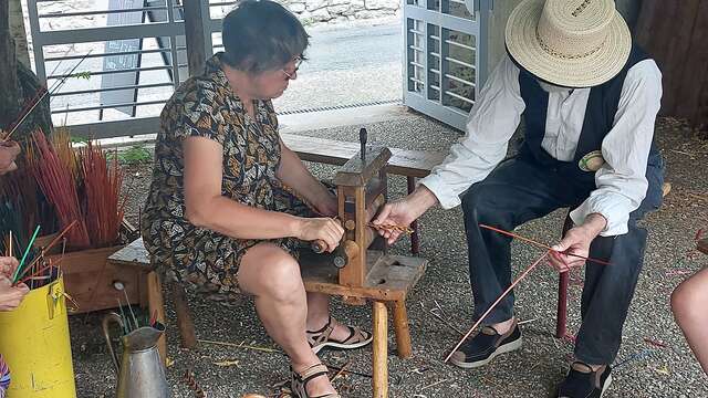 Apprenez à tresser la paille avec l’association La Paillole !