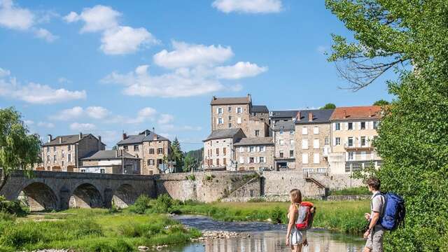 Etape GR65  Montfaucon-en-Velay- Saint-Jeures