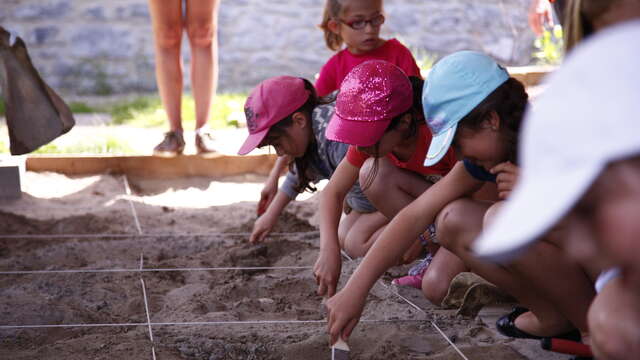 Ateliers préhistoriques - Musée de la préhistoire et Géologie Jean Hallemans